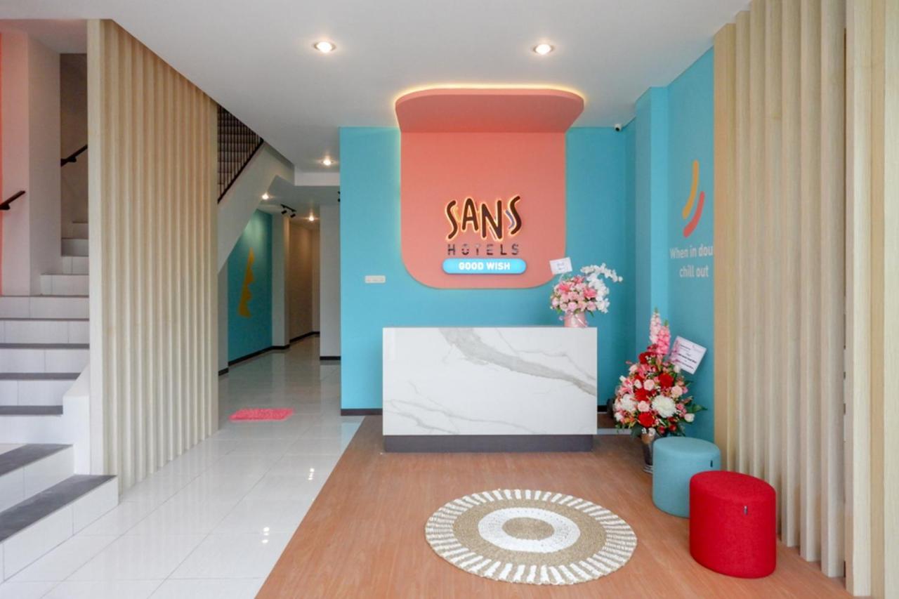 Sans Hotel Good Wish Semarang Jomblang Exterior photo
